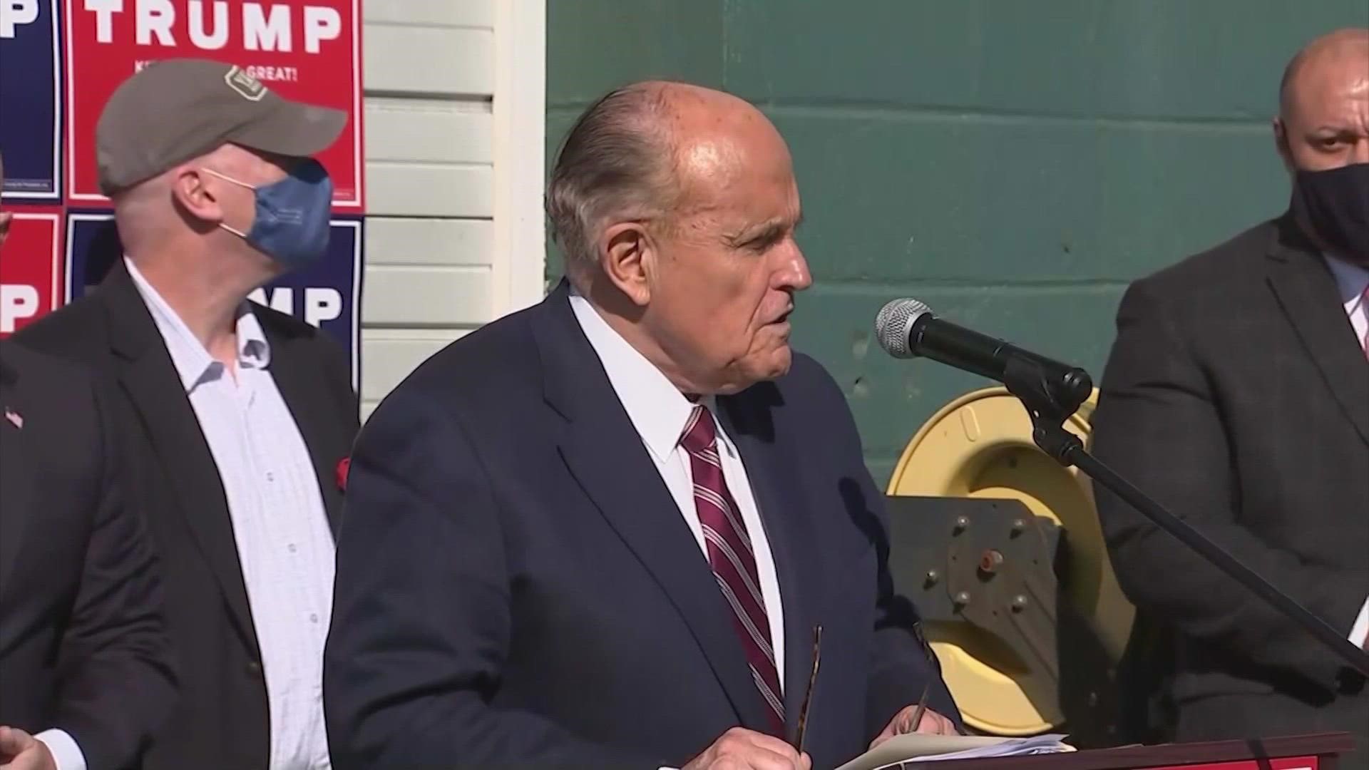 Rudy Giuliani leaves courthouse after facing Georgia grand jury | khou.com