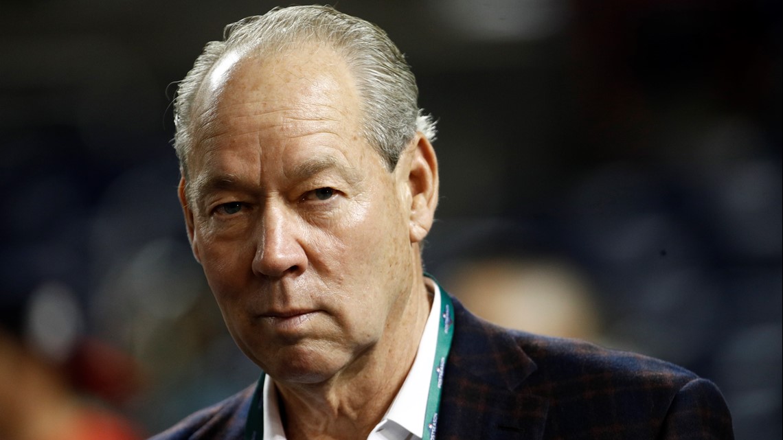 Houston Astros owner Jim Crane expects to hire new manager by Feb. 3