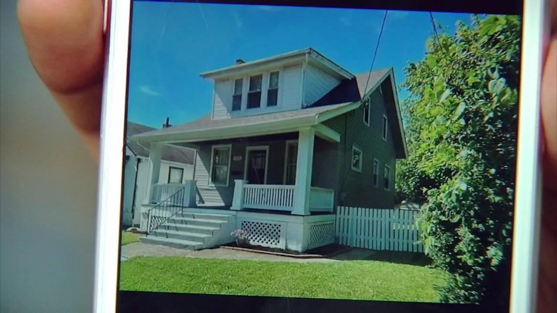 Scammers use door key codes to trick potential home renters - Vimarsana News