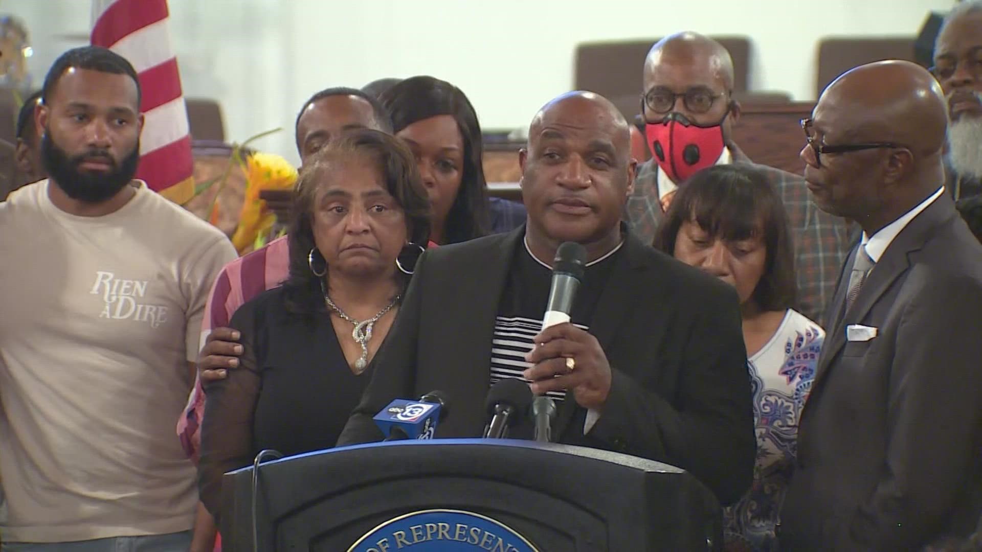 Community leaders, the Houston Police Department and local pastors came together on Wednesday in a call for justice.