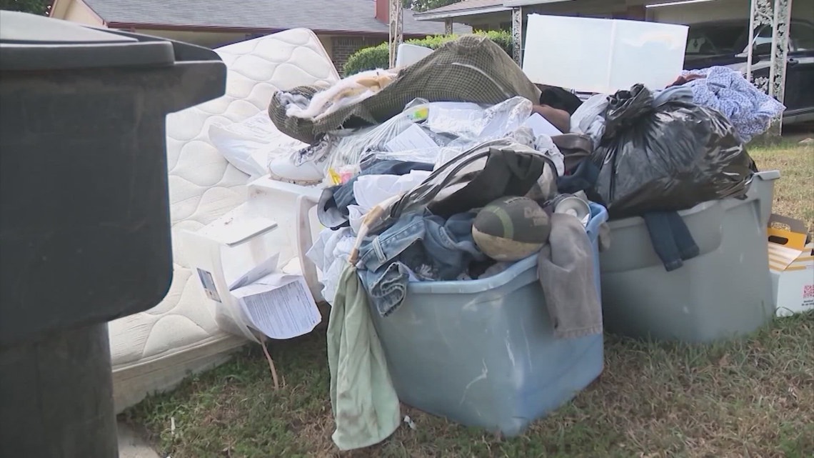 Mayor Whitmire delays launch of Houston’s on-demand heavy trash program to ensure readiness