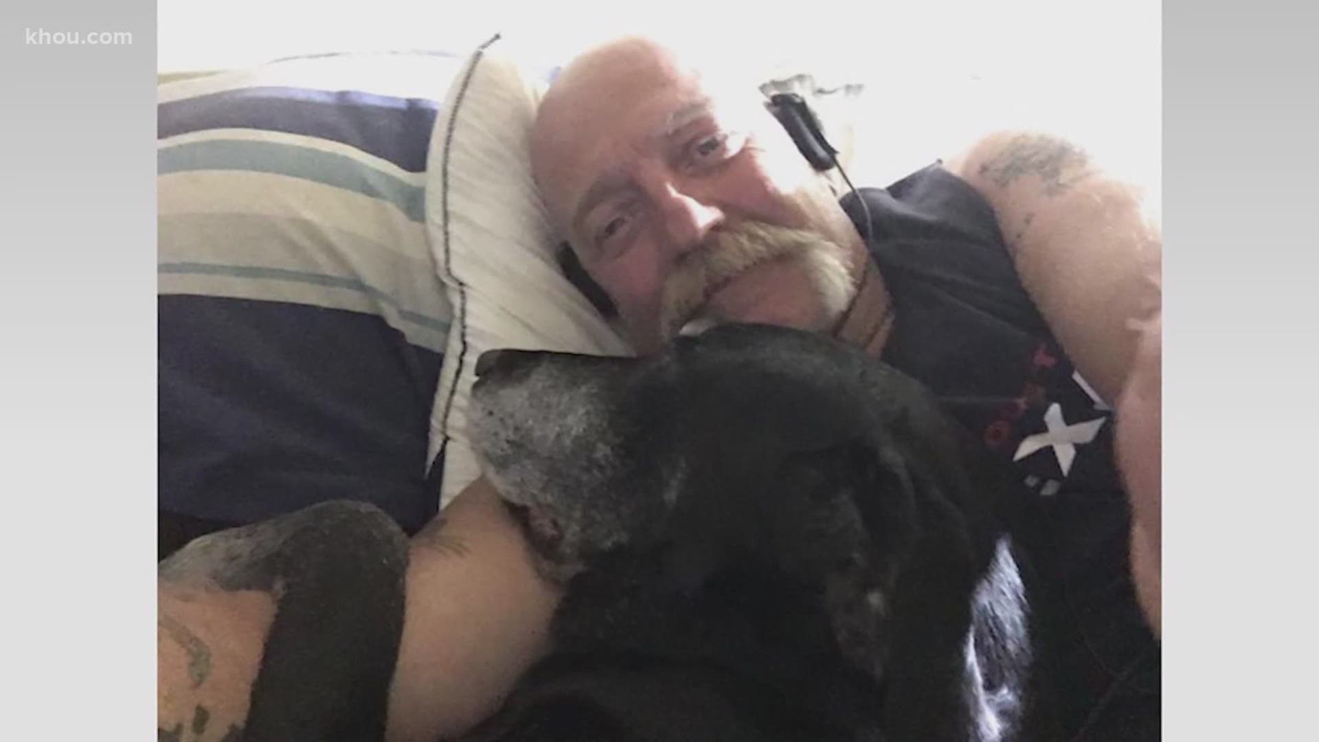 A Pearland man wants to say thank you to a stranger who consoled him as he grieved over losing his beloved dog, Gracie.