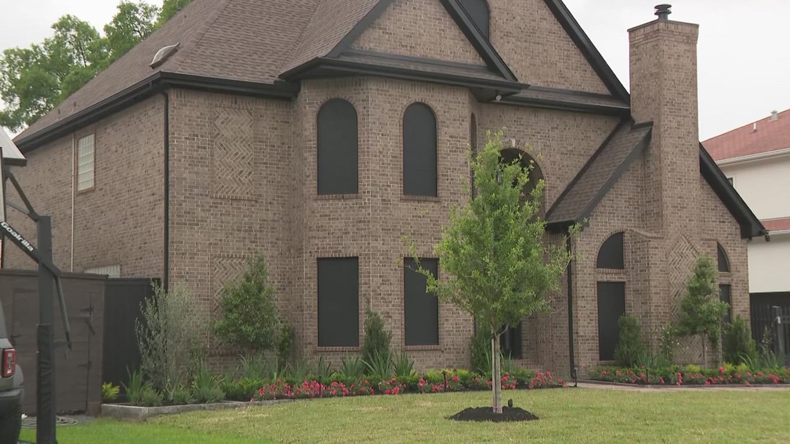Bellaire residents worried over 'problem house' on Merrie Lane - Vimarsana News