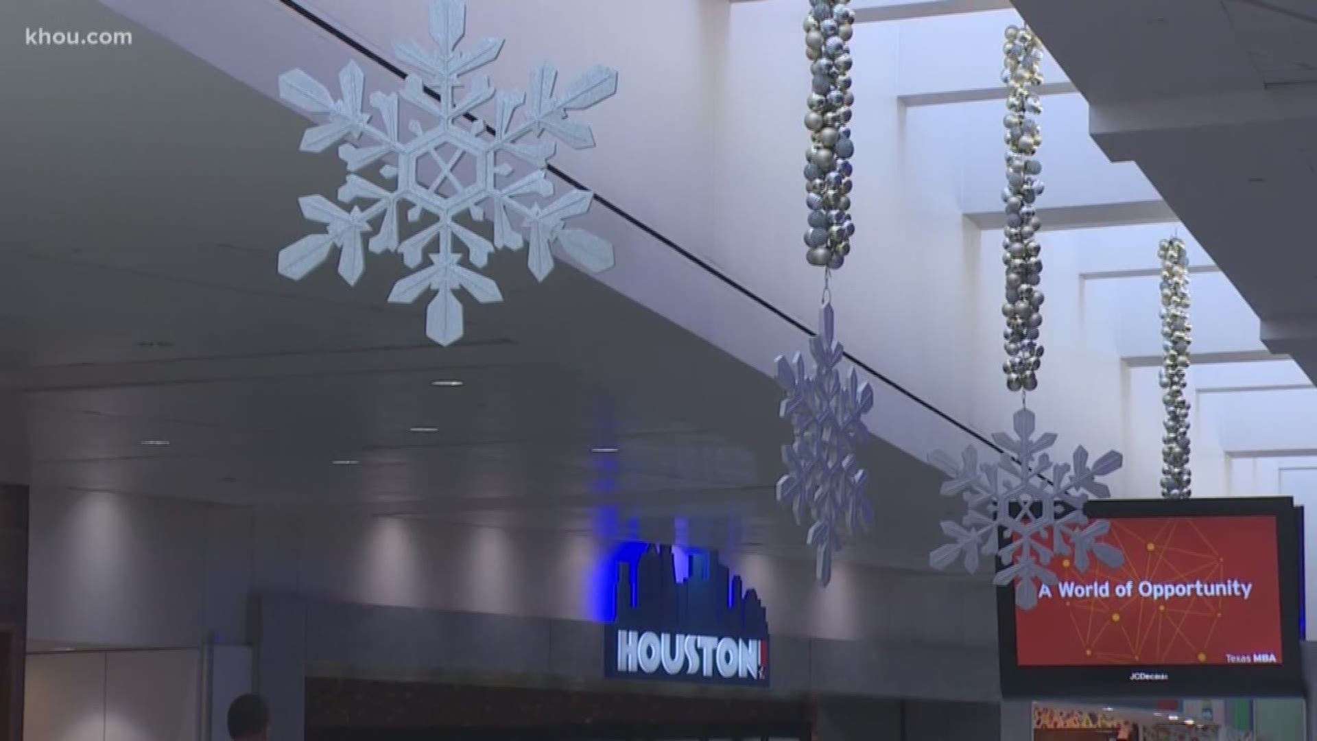 Houston airports are working to alleviate some of the stress travelers tend to feel during the holidays.