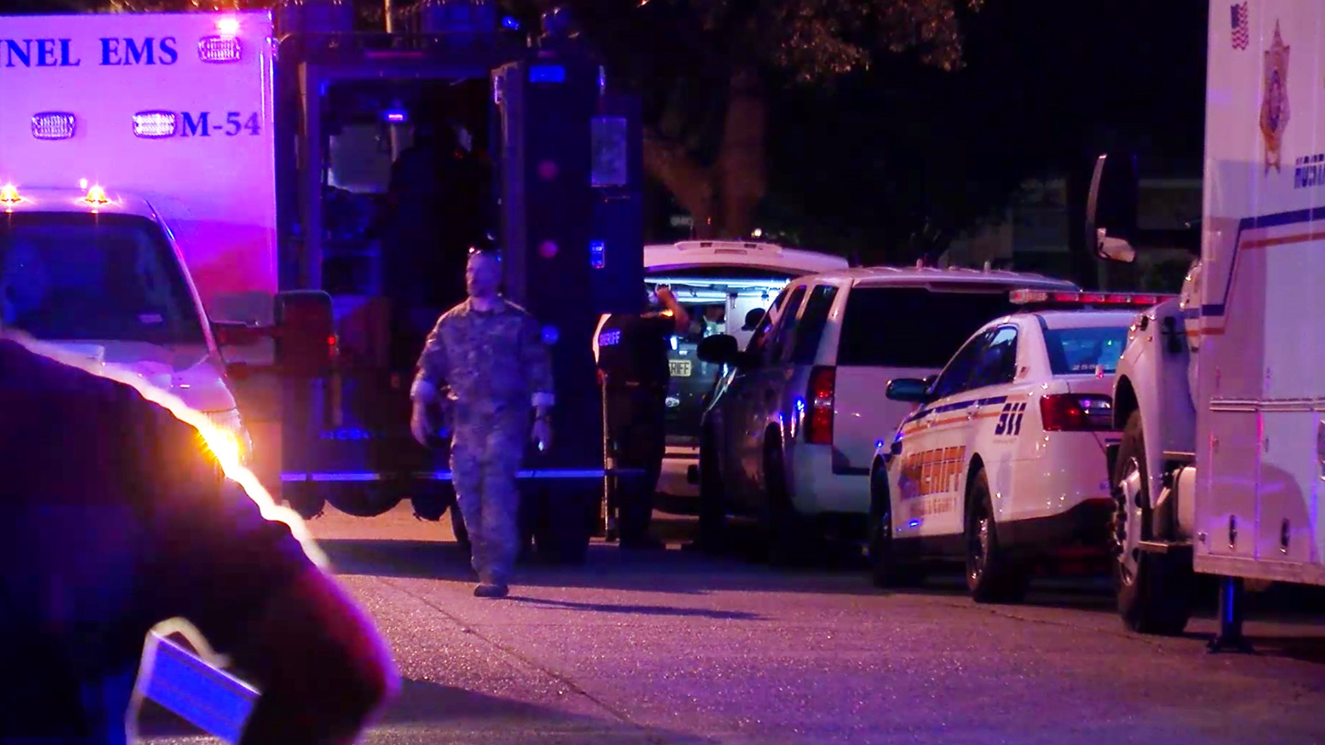 Man in custody after standoff in home with women and children inside ...