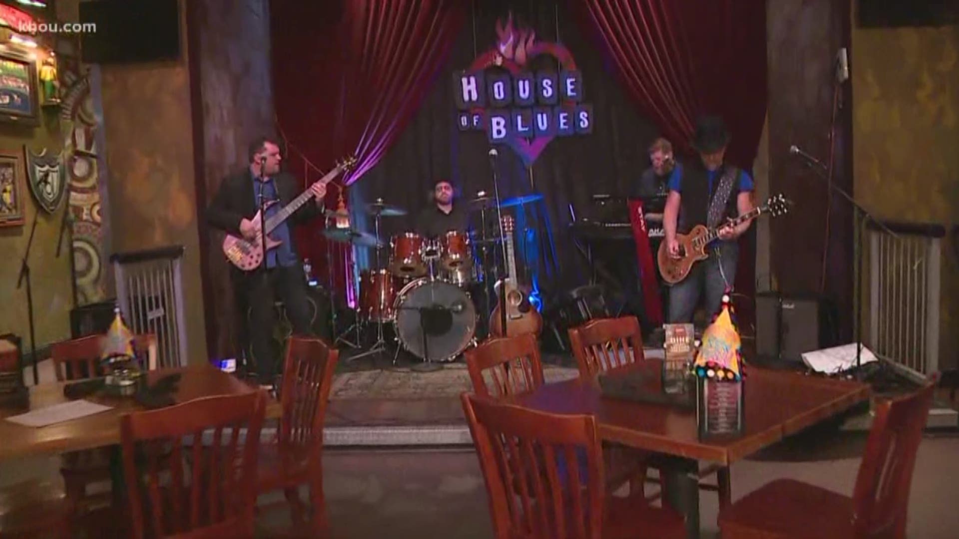 #HTownRush's Ruben Galvan is live from the House of Blues in downtown Houston where everything is ready to go for tonight's New Year celebration. Here comes 2020!