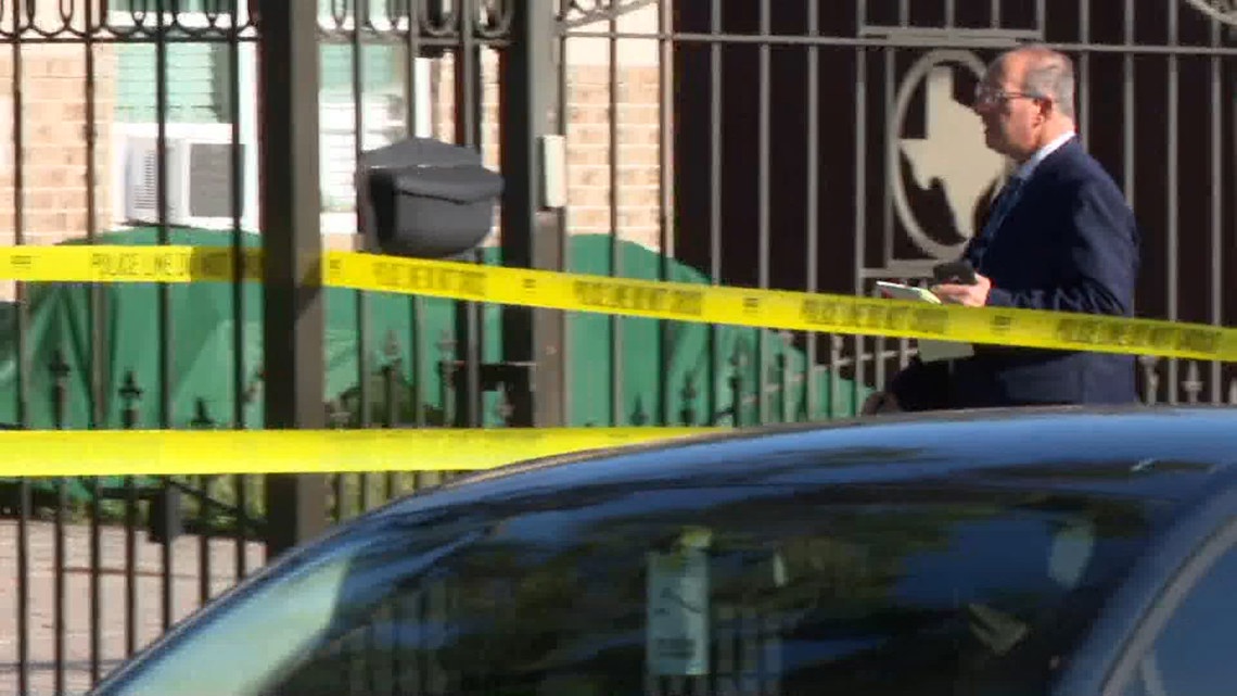 Gunfire from outside southeast Houston home hits woman in her bedroom