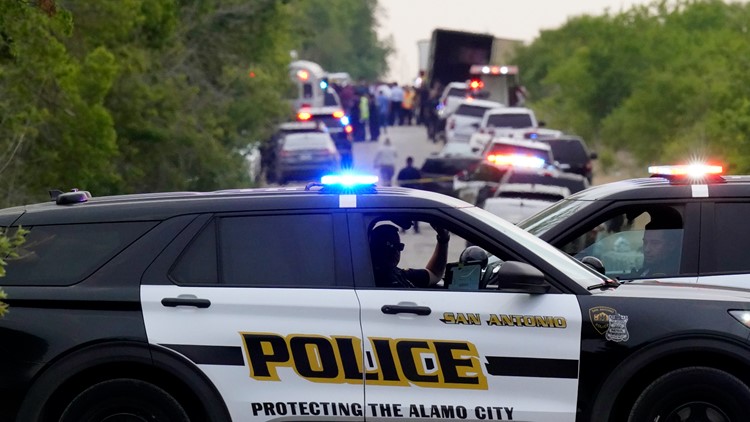 46 migrants found dead in  tractor trailer in San Antonio, officials say