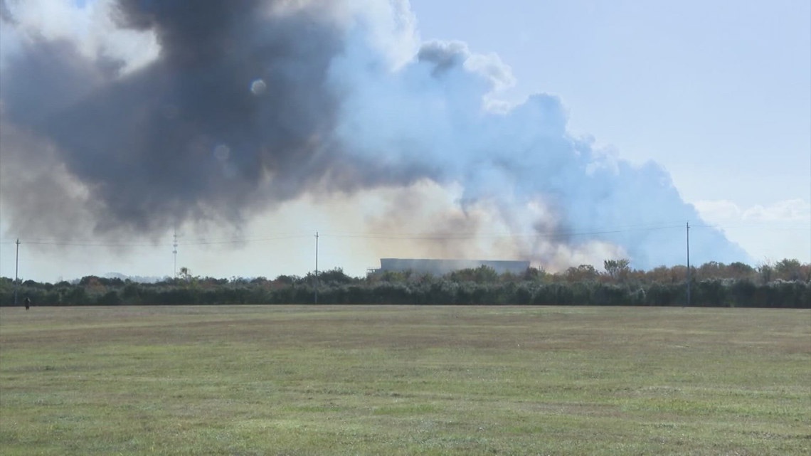 'Minor' levels of particulate matter from PH Robinson fire still pose a threat to health, Air Alliance Houston says