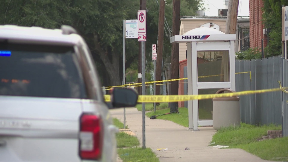 METRO police: Armed suspect killed after confrontation near bus stop in ...