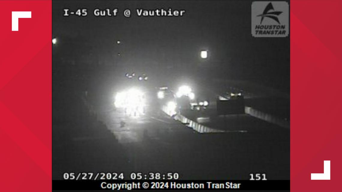 Gulf Freeway closed after deadly crash involving motorcycle | khou.com