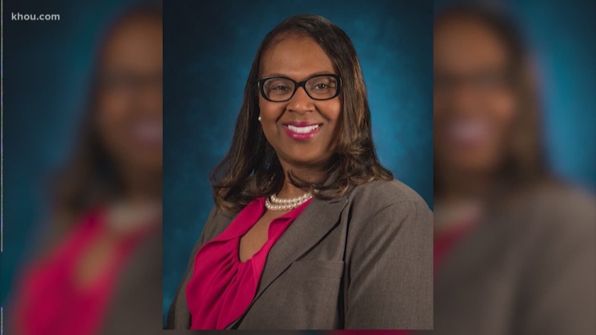 The Houston ISD school board voted 5-4 Thursday night to replace interim superintendent Grenita Lathan and replace her with former superintendent Abe Saavedra.