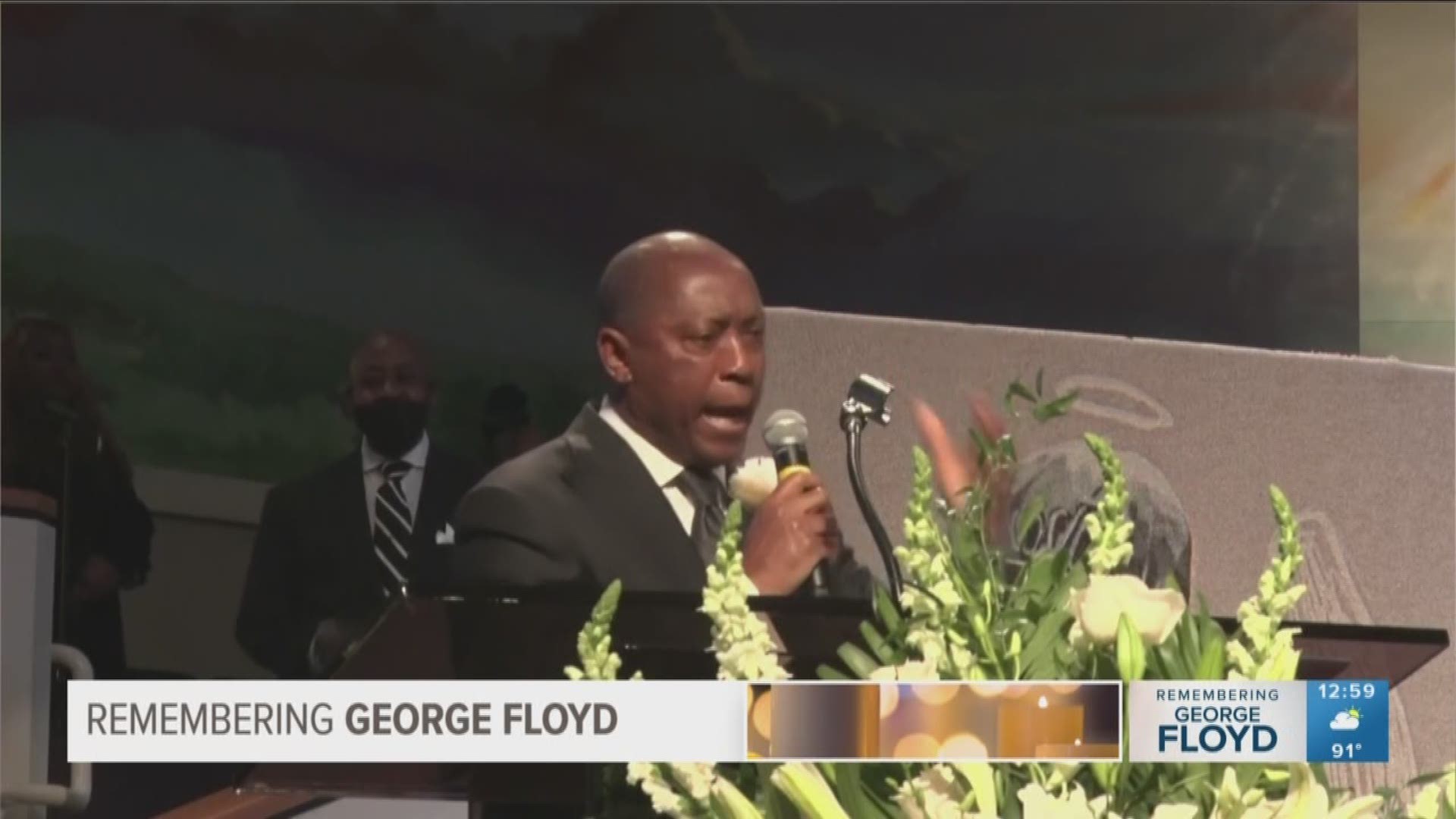 During Tuesday's George Floyd funeral, Mayor Turner says he's going to sign an executive order banning choke holds.
