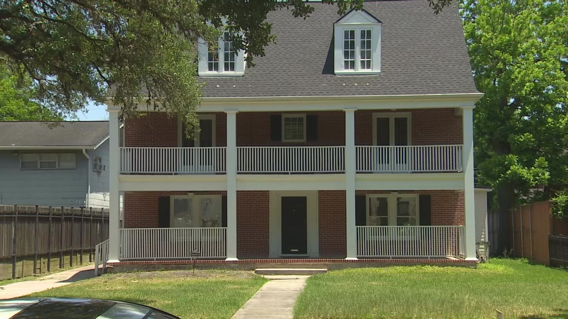 The Riverside Terrace subdivision is marked by its historical character, but a proposal to make a portion of the area a historic district has homeowners divided.