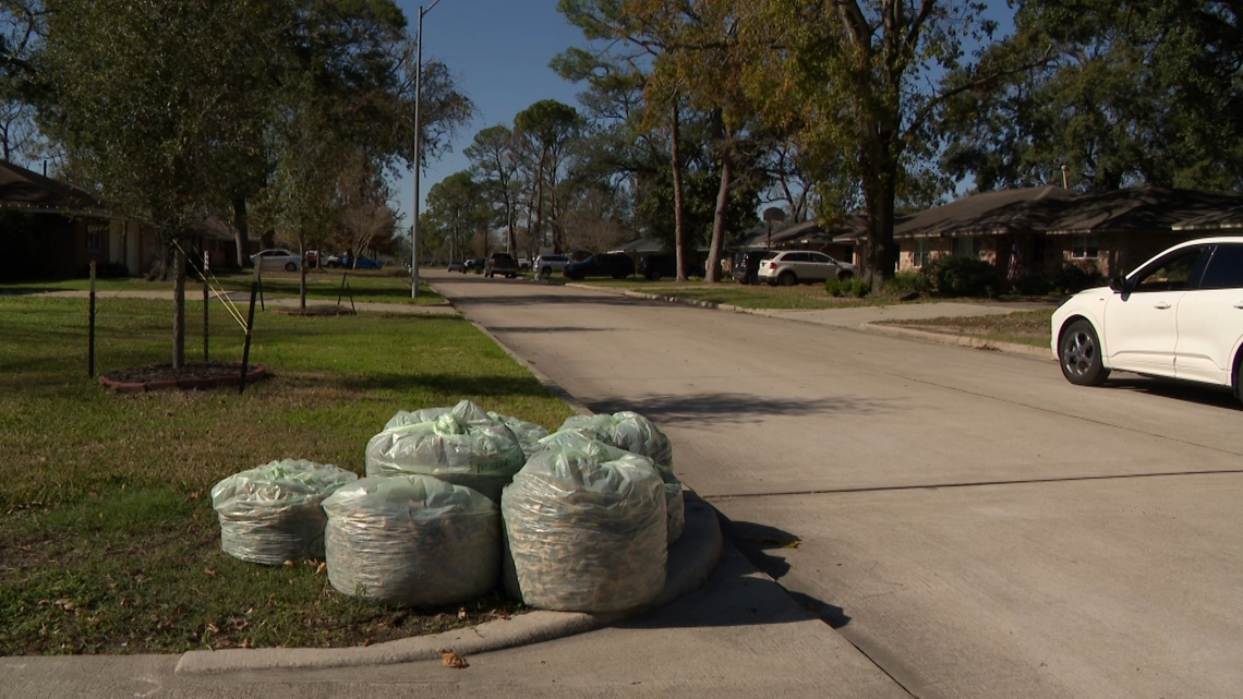 Houston residents hopeful 3rd city-wide sweep addresses heavy trash ...