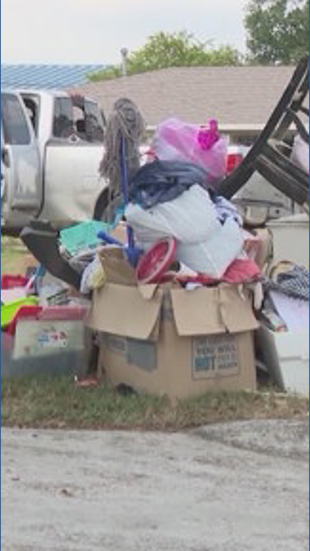 City delays launch of updated heavy trash pickup plan | khou.com