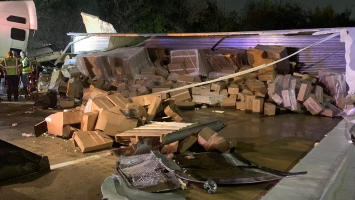 All mainlanes of I-10 reopen near downtown after big rig crash | khou.com