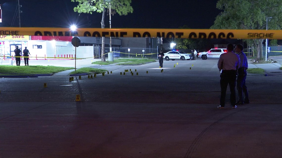 Video shows moments before bystander shot on Ella Boulevard - Vimarsana News