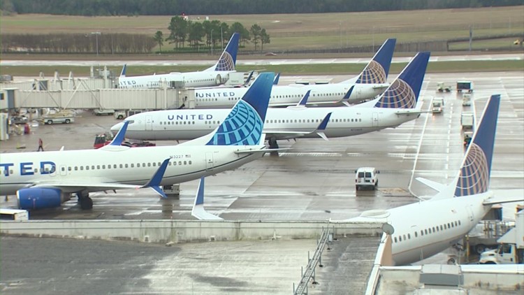 More than 9,000 delayed flights after huge FAA outage