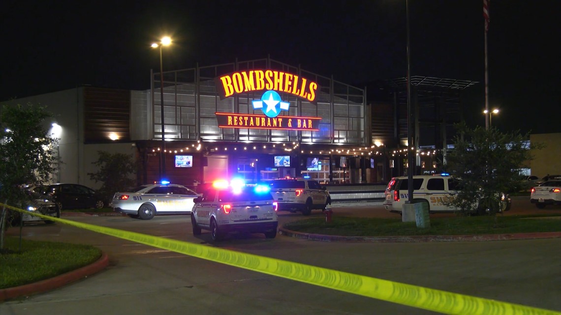 1 dead in shooting inside Bombshells on East Freeway, HCSO says - Vimarsana News
