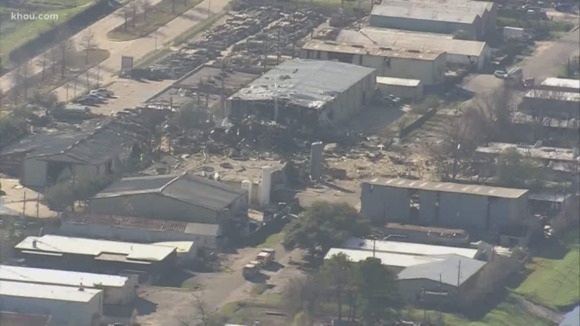 2 dead in massive explosion in northwest Houston