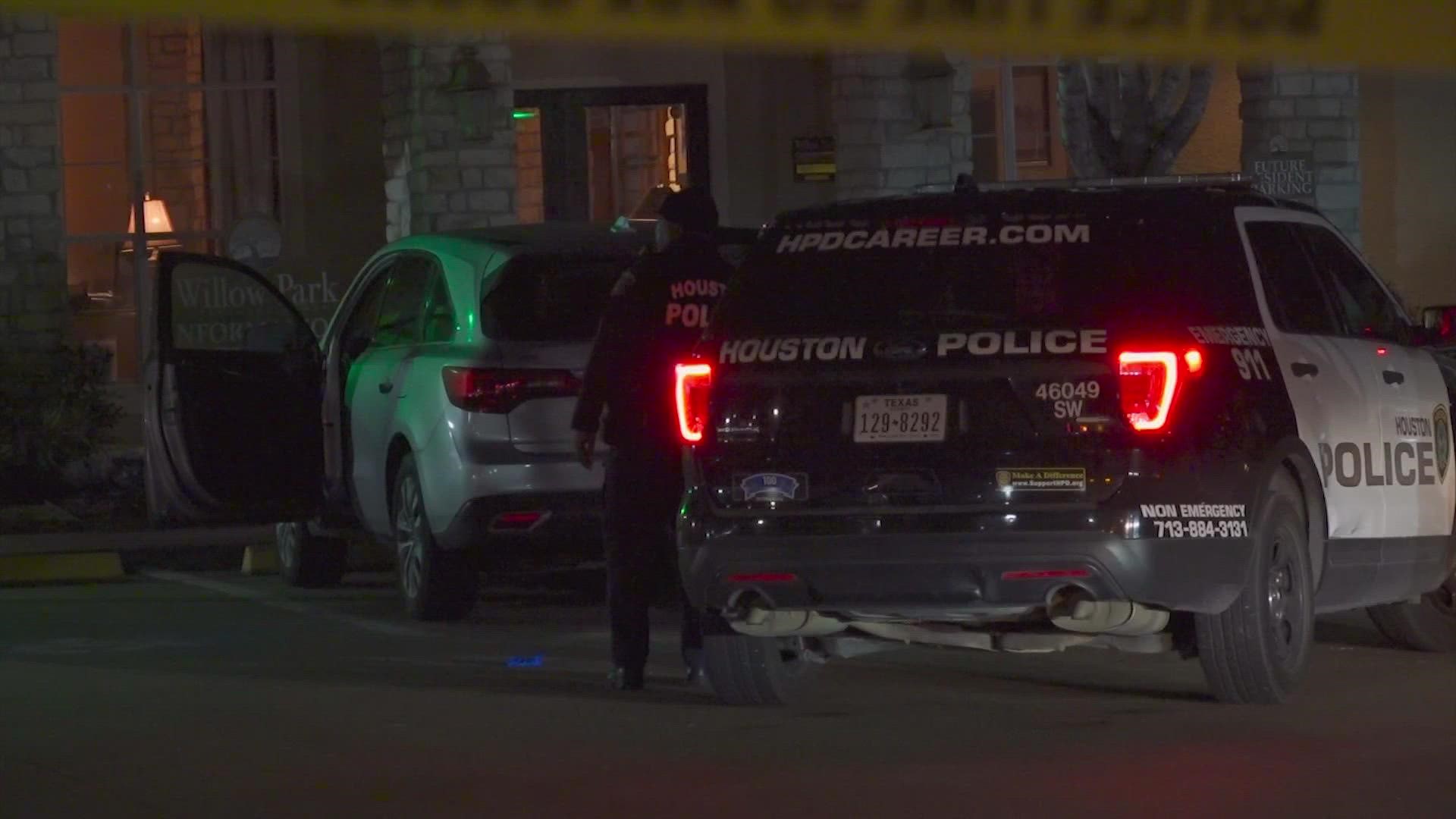 A man in his 20s was found shot to death outside of a car in southwest Houston near Missouri City early Tuesday, according to Houston police.