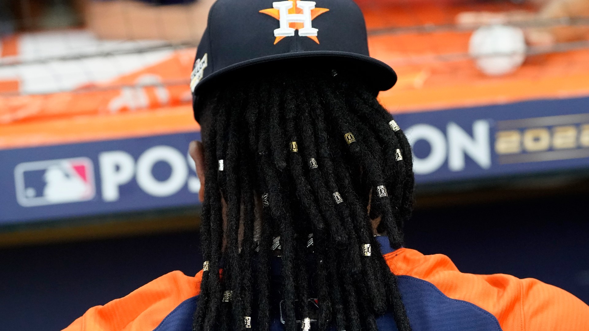 Houston Astros pitchers rock hair extensions in postseason | khou.com