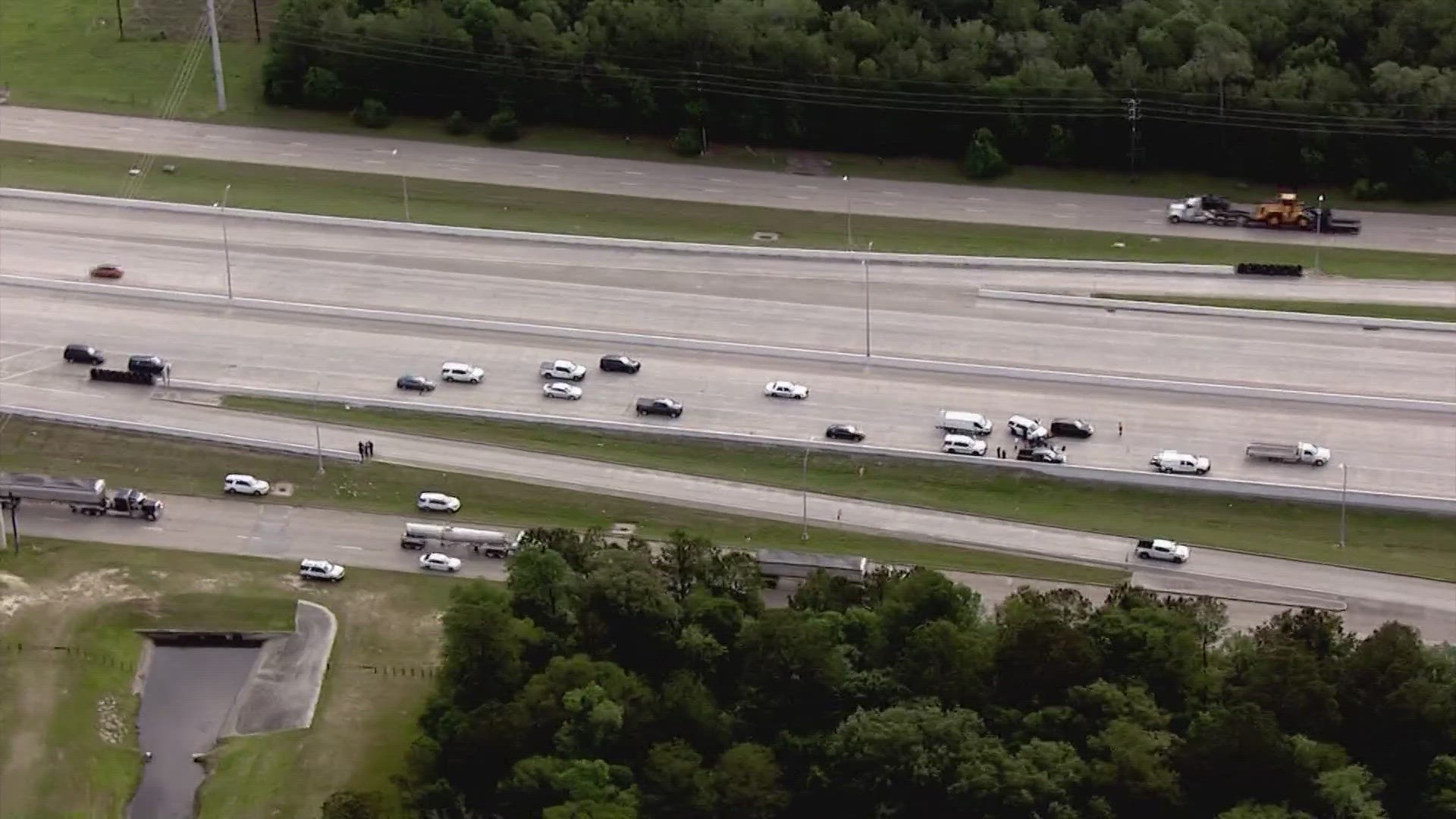 Driver shot in the head; passenger detained | Houston news, crime ...
