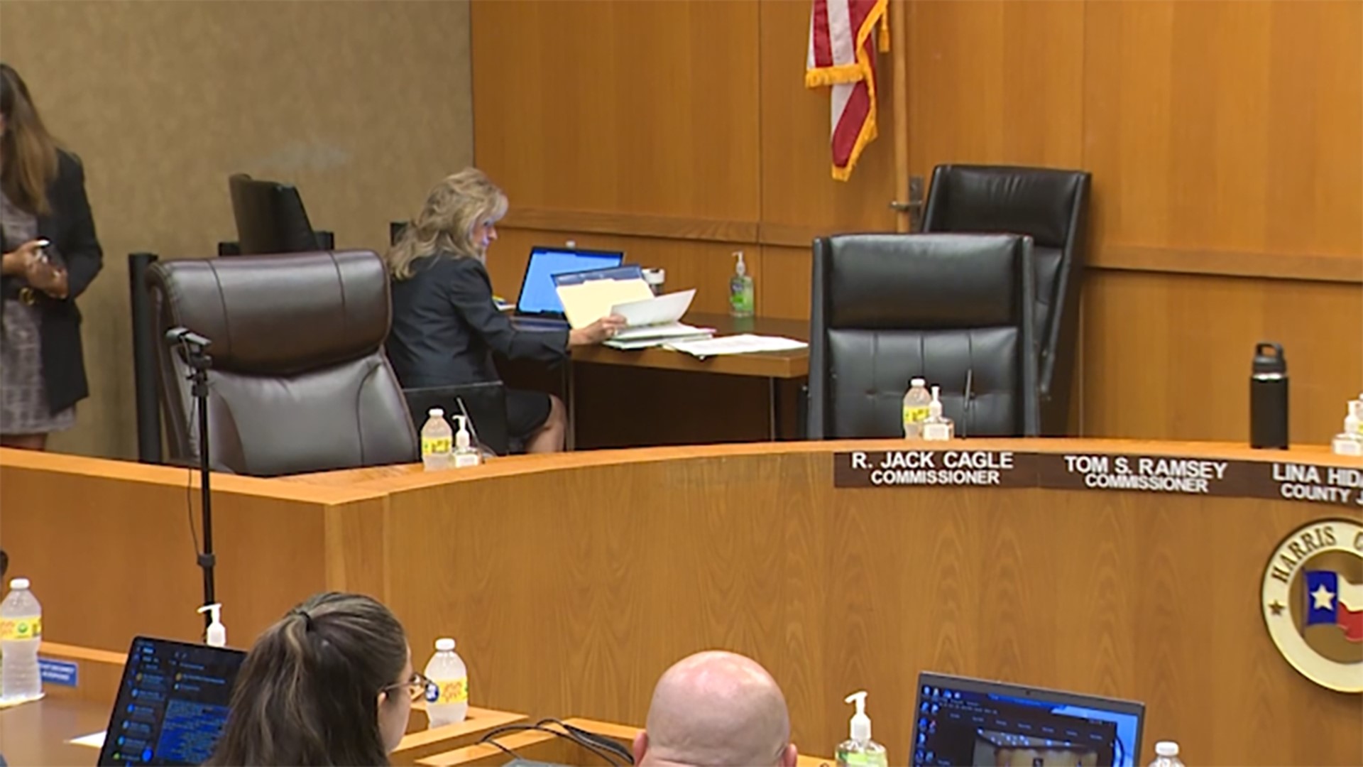 Republican commissioners block vote on Harris County budget