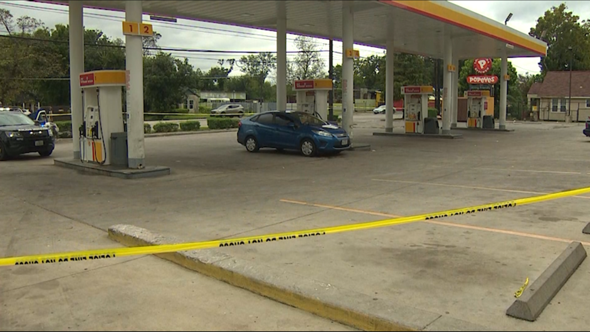 2 shot in NE Houston gas station | khou.com