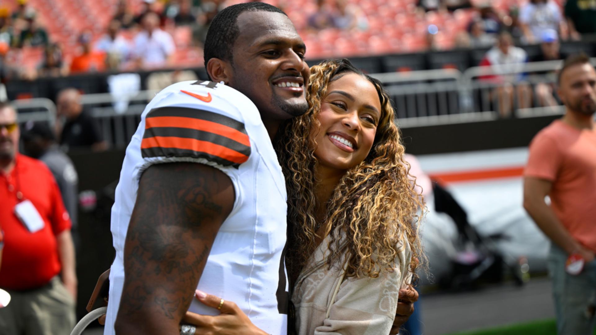 Did Deshaun Watson And Jilly Break Up Deshaun Watson gets engaged to Jilly Anais | khou.com