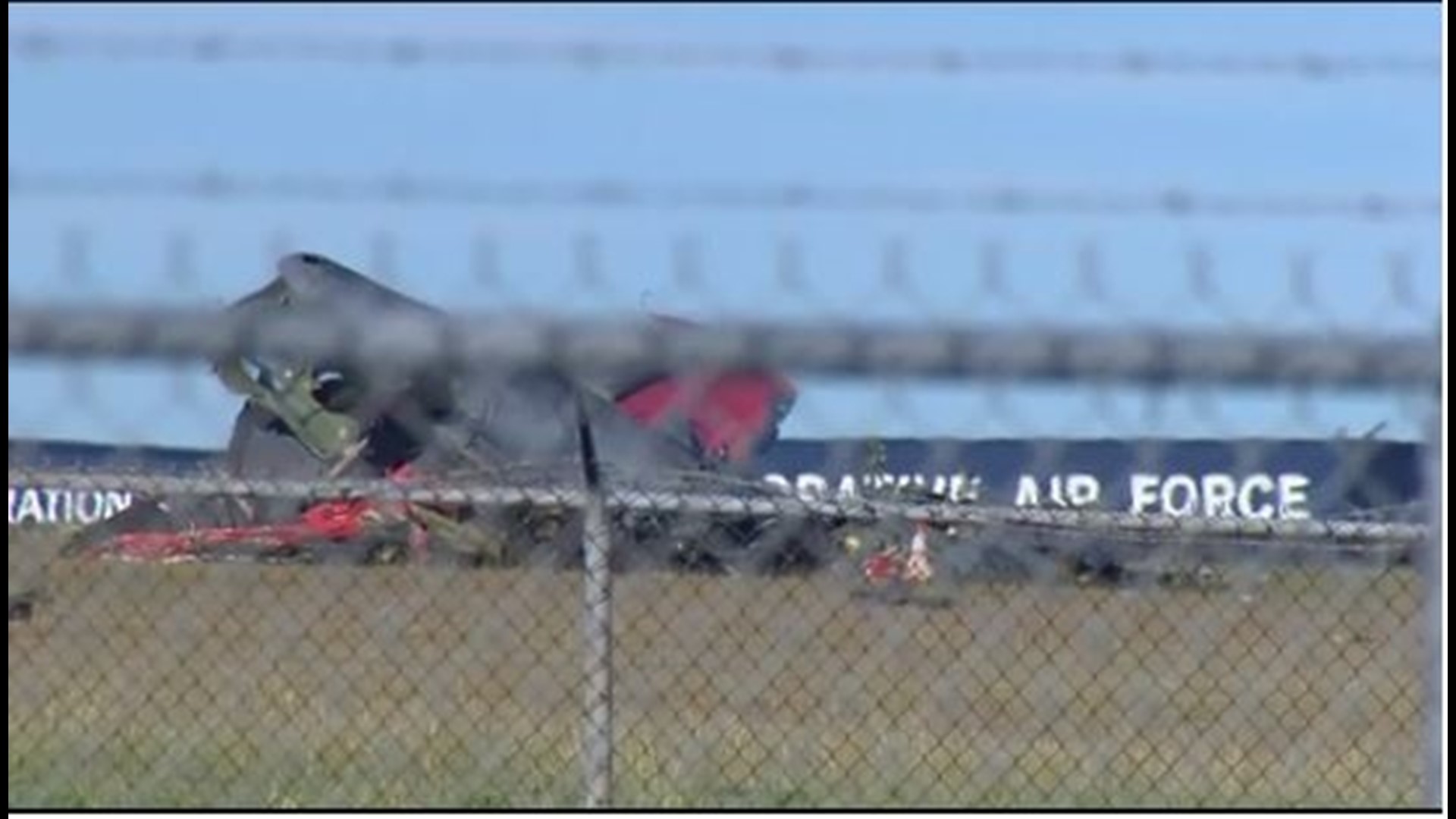 Officials give update on midair plane crash at Dallas air show