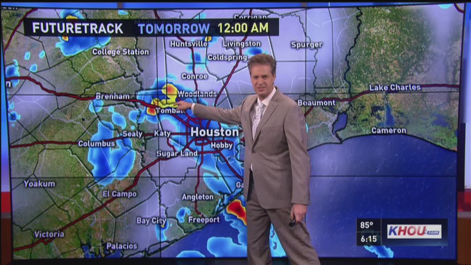 There's a chance for a pocket or two of heavy showers across the Houston area tonight, but KHOU 11 Chief Meteorologist David Paul said the heavy rain won't return until Wednesday morning.