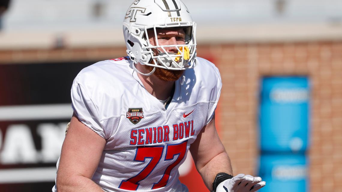 Texans trade up to draft lineman Keylan Rutledge out of Georgia Tech at No. 26