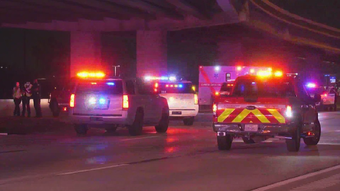Teen dies after jumping out of moving vehicle during argument with ...