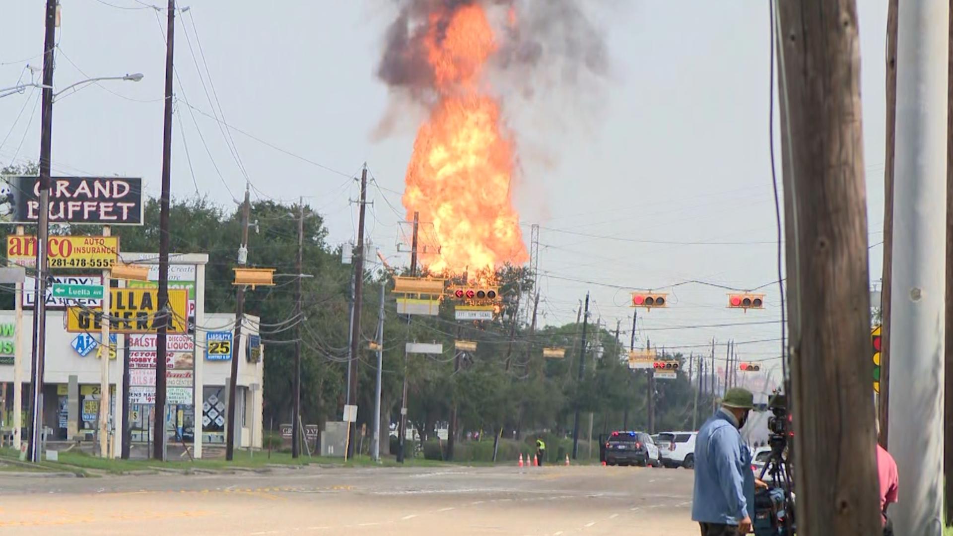 A liquid natural gas pipeline fire broke out in Deer Park on Monday, causing evacuations and a massive emergency response.