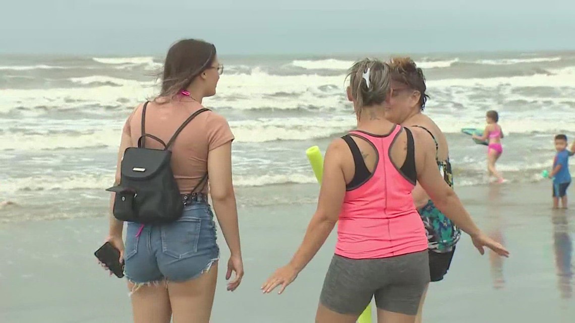 Galveston Island prepares for large Fourth of July crowds
