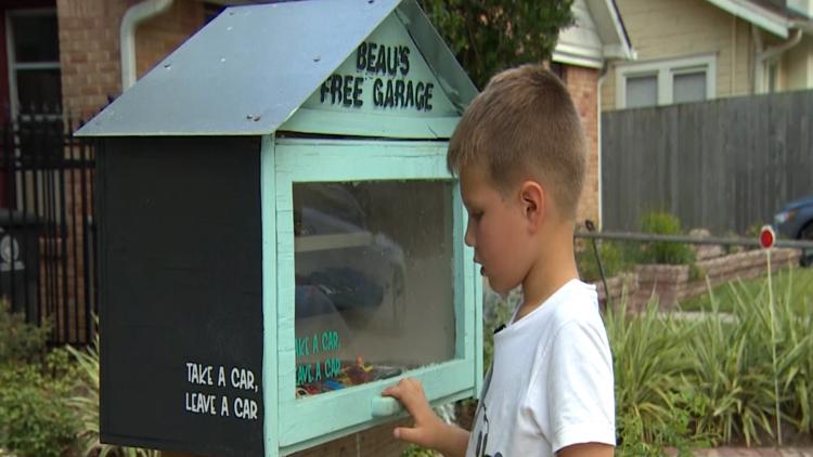 'Beau’s Free Garage' | 5-year-old shares love of Hot Wheels with neighborhood through 'free garage'