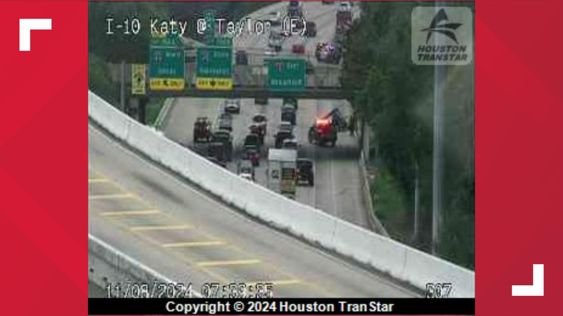18-wheeler hits Houston Ave. Bridge on Katy Freeway | khou.com