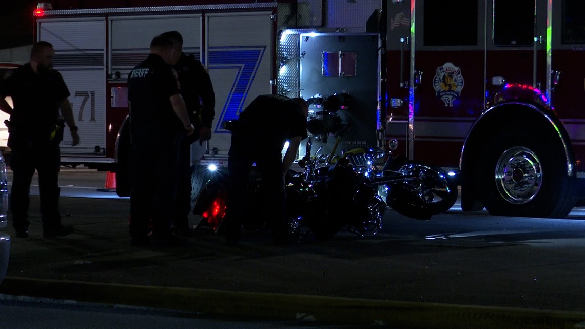 Lalu lintas Houston, Texas: Seorang pria meninggal setelah kecelakaan sepeda motor solo
