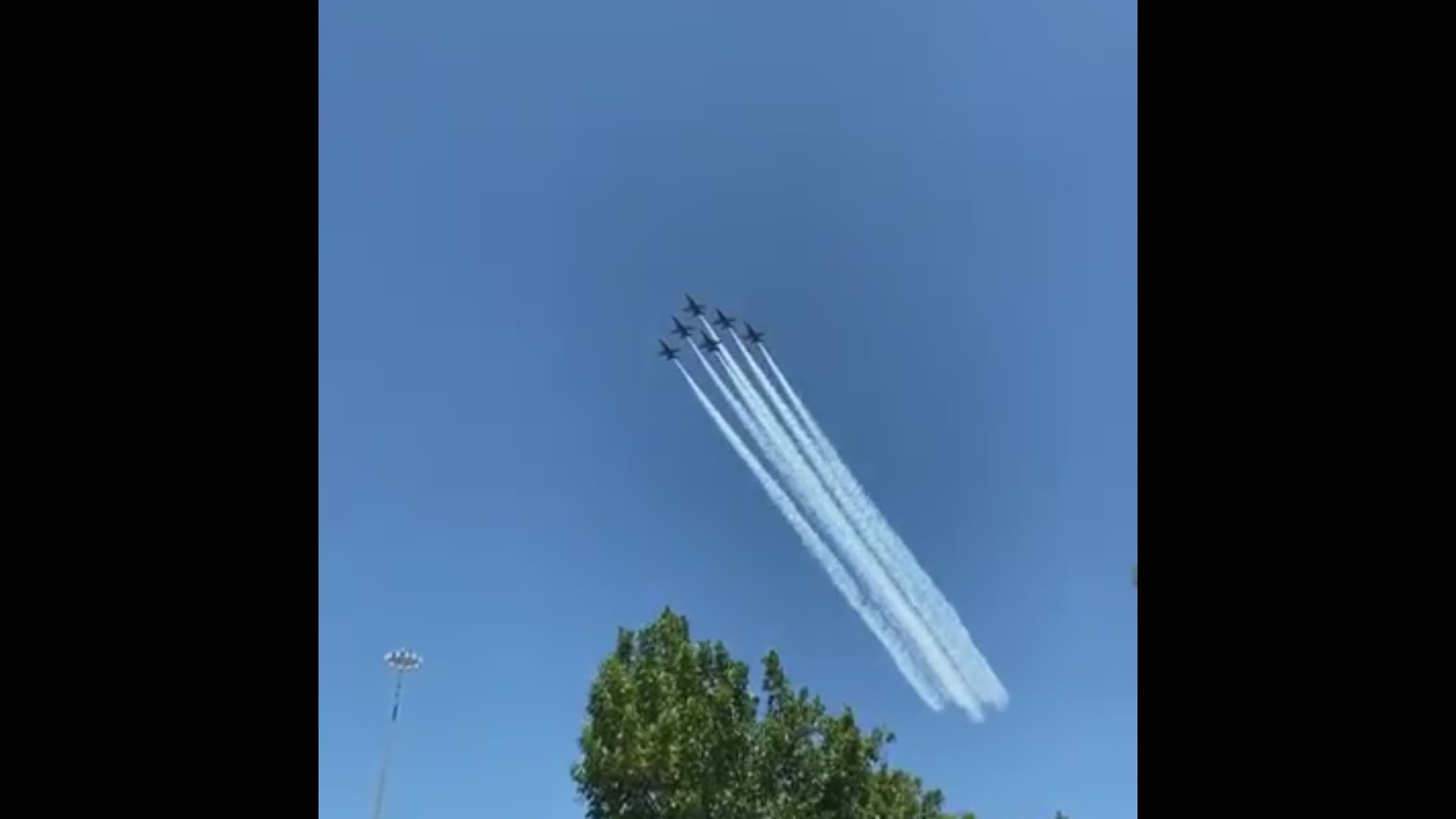 Carmen Edwards sent this video of the Blue Angels flying over The Woodlands on May 6, 2020. The flyover was to honor American frontline workers.