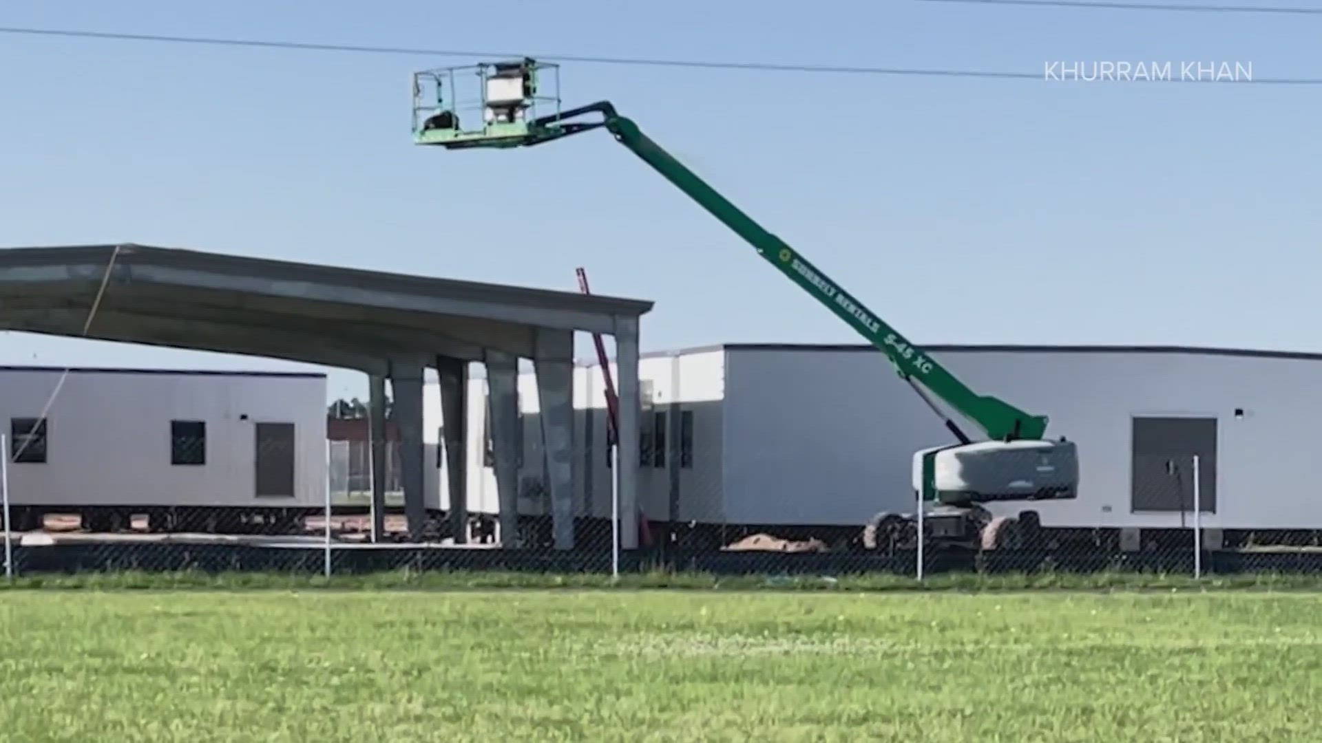 Spring, Texas news Construction worker hospitalized, shocked