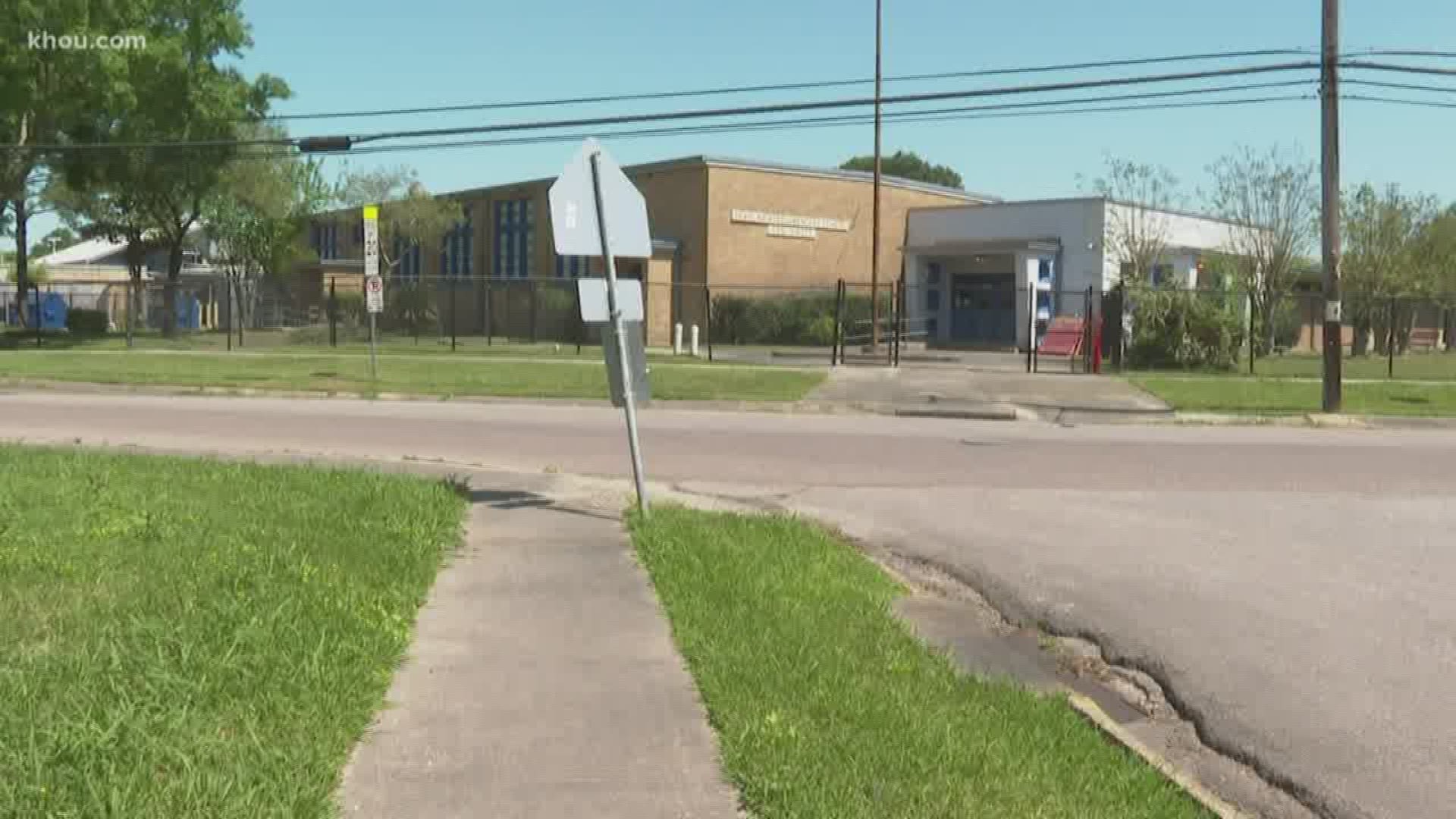 The ITC fire and benzene scare had parents and teachers in Houston Independent School District calling for schools to be shut down while crews got control of the situation. Some nearby districts did cancel classes, but HISD did not.