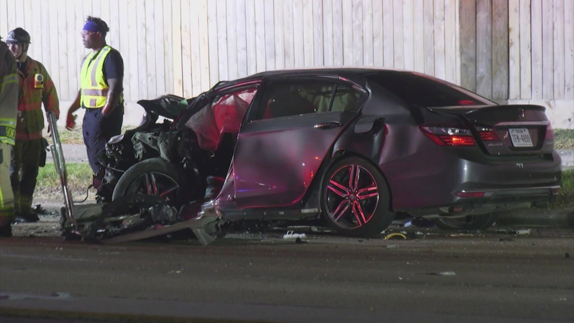 Elderly man killed in wrong-way head-on crash in NW Harris County ...