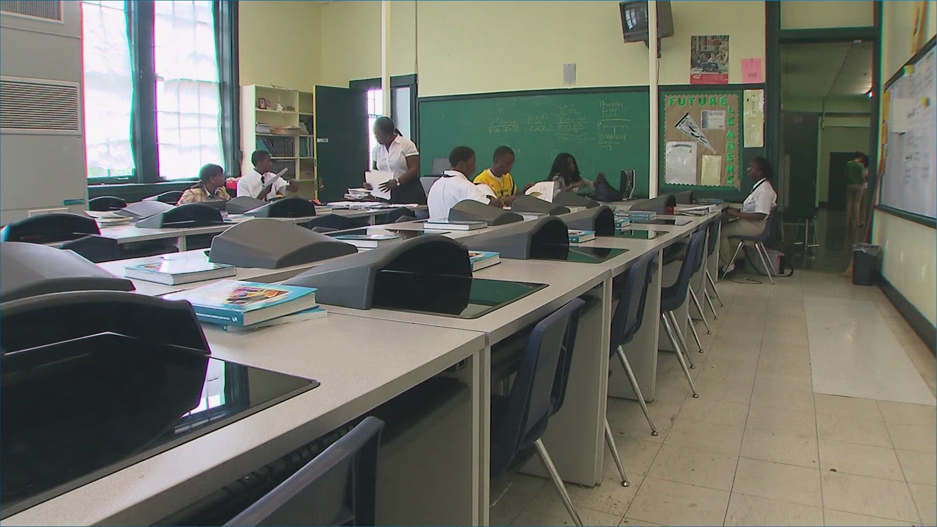 Ten Commandments Must Be Displayed In Louisiana Classrooms | Khou.com