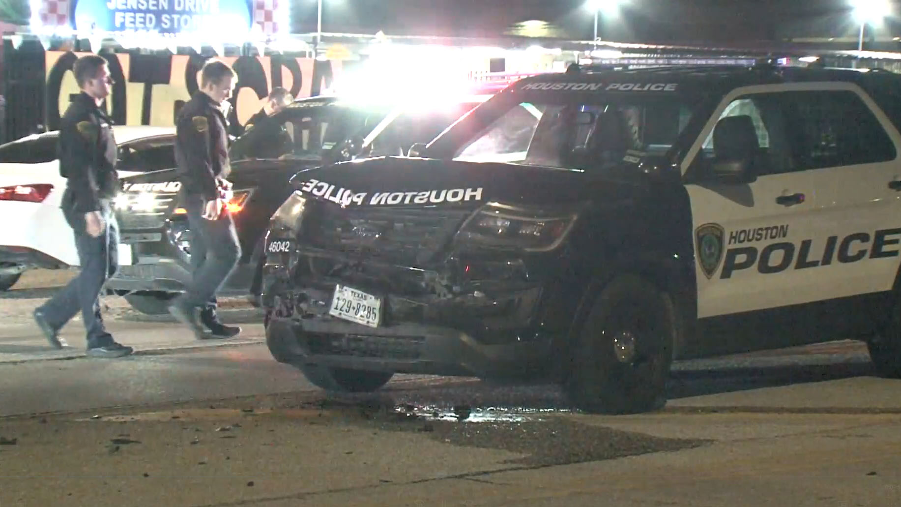 HPD Officers Involved In Crash Responding To Scene | Khou.com