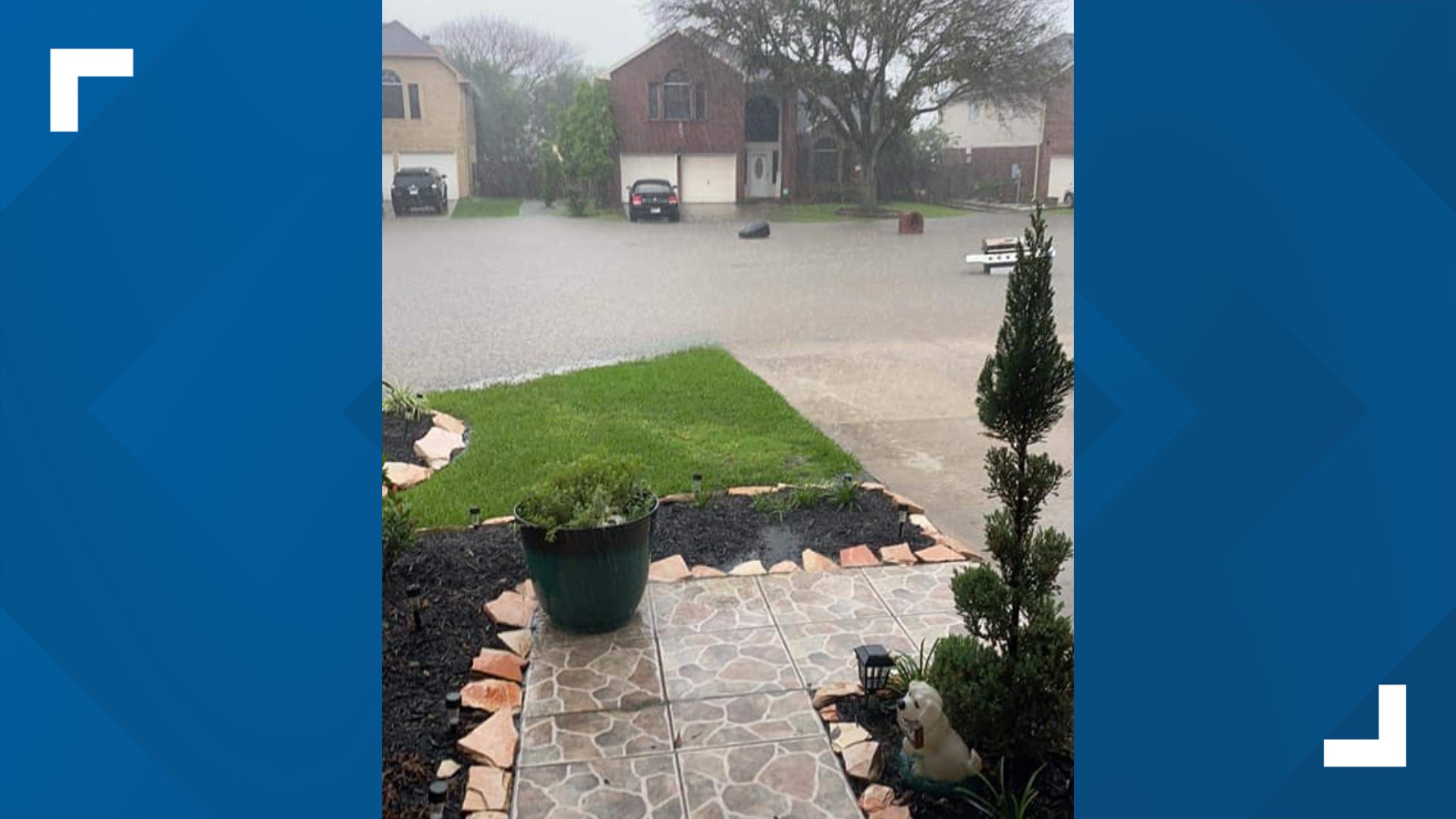 Flooding in Bacliff High water takes over neighborhoods