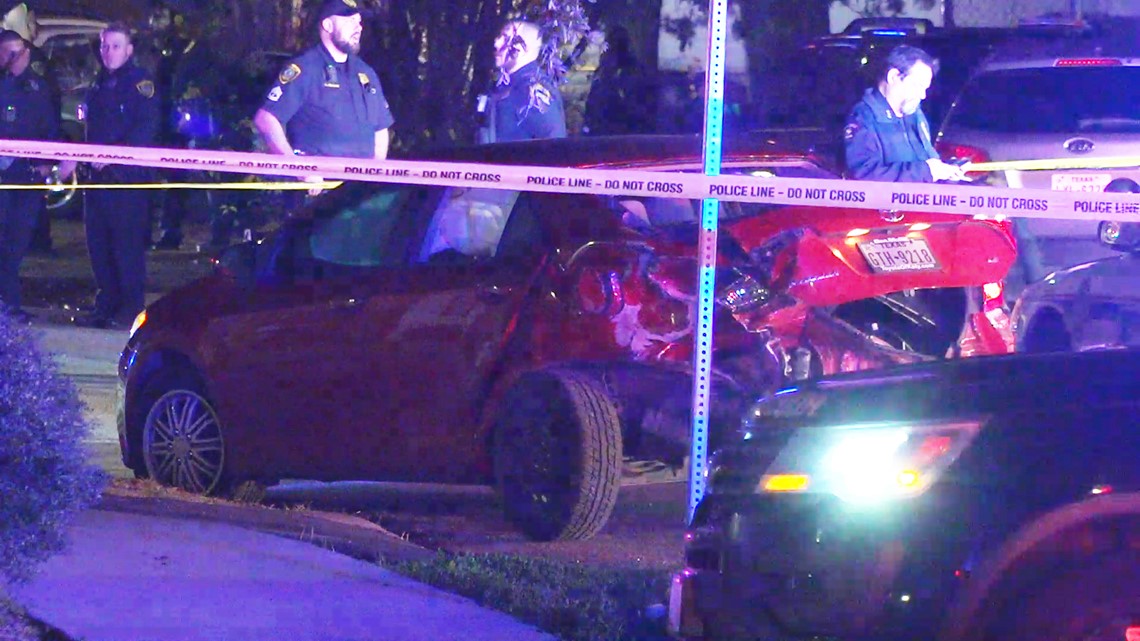 Suspect fatally shot by Houston police after pursuit, crash | khou.com