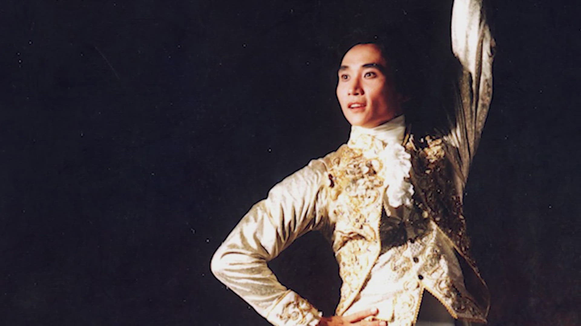 Li Cunxin trained 16 hours a day, six days a week for seven years at the Beijing Ballet Academy until he won a scholarship to study at the Houston Ballet.