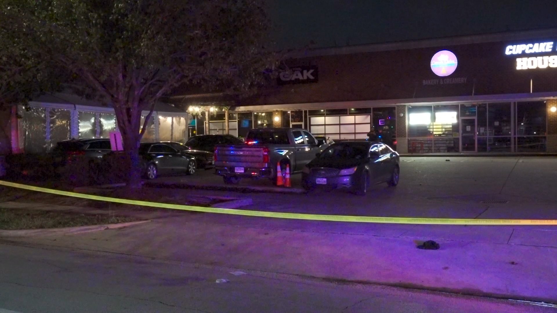 Houston crime 1 dead, 3 injured after shooting at The Oak